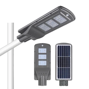 Guangzhou Manufacturer Wholesale Custom IP65 20W 40W 60W LED Solar Street Light