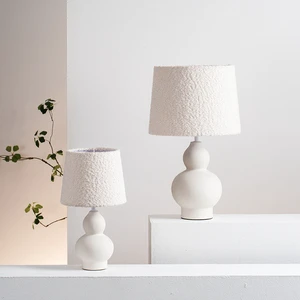 Table Lamp Base Ceramic Luxury Modern Nordic Decorative Customized Style Ceramic Table Lamp For Living Room Bedside Tables
