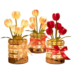 New Crystal Table Lamp Artificial Tulip Potted Decorative Ornaments Bedside Wedding Lamp Luxury Atmosphere Lamp