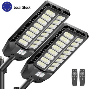 Efficient Renewable Energy Solar Pole Light Modern Integrated Design Waterproof Exterior Lamp for Private Villa Garden 2 Pcs