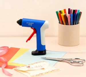 Wholesale Best-Seller 15-Second Quick-Heat Wireless Mini Hot Glue Gun 3.7V Lithium Battery Rechargeable DIY Industrial
