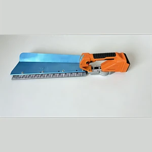 Electric Handheld Industrial Tea Picker Mini Harvester Battery Powered 12,000 RPM Motor 7-10 Hours Working Time Tea Leaf Picking