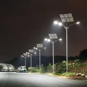 XINTONG Factory Price IP67 Solar Energy System Waterproof Outdoor Road Solar Led Street Light