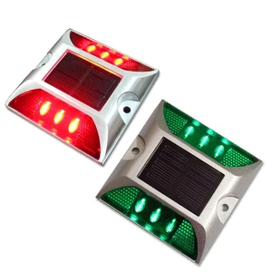 6 LED Warning Traffic Led Solar Garden Lights Cat Eye Road Stud With IP68 Wireless Underground Solar Driveway Marking Light