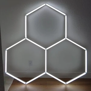 LED Hexagon Light, Adjustable Exhibition Light with Flexible Angles - Ideal for Trade Show Displays & Booths