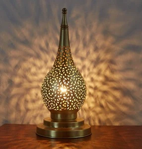 Luxury Elegant Decorative Metal Iron Black Hanging Lantern Laser Etching Candle Stand Lantern for Home and Banquet Hall Deco
