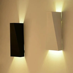 Creative Geometric Wall Lamp AC 85-265V Aluminum Alloy Waterproof Garden Bedroom Stairs LED Wandspot