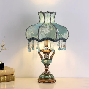 European-style Bedroom Headboard Decorative Mood Lighting, Creative Retro Plug-in Adjustable Table Lamp