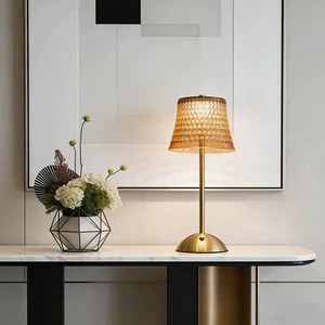 Elegant Transparent Bubble Crystal Shade Golden Round Base Rechargeable Soft Warm Bedside Atmosphere Light Table Lamp