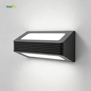 Modern LED 13W Outdoor Wall Light IP65 Waterproof Grooved Heat Dissipation Aluminum Exterior Wall Lamp for Garden Villa Porch
