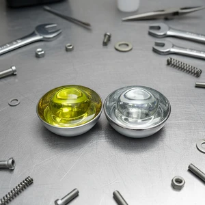 Solar Flashing Light with High-Intensity Prismatic Reflection, Urban Traffic Safety Lamp