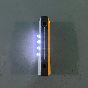 Plastic Solar Guardrail Contour Marker Light Bend Safety Warning Induction LED Road Safety Solar Road Stud Strobe Light
