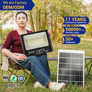 Wholesale Factory Price Solar Powered Led Floodlight 60W 100W 200W 300W 400W 600W 800W Outdoor Solar Flood Light