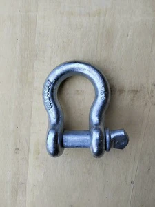 Screw Pin EN13889 Bow Shackle