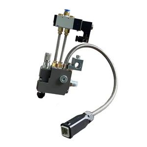 RINNGO Hot Sale Glue Gun Hot Melt Automatic Scraper Glue Gun Silicone Glue PUR Gun for Napkin Sanitary Pad Adhesive Spray Nozzle