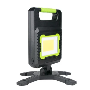 High-Brightness 6000K COB LED Triangular Warning Light Wall Mounting Lithium Battery Rechargeable for Auto Repair & Garden Use