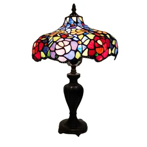 Wholesale and Custom Colored Glass Bronze Base Tiffany Style Solder Lampshade Rose Table Lamp European Retro Decorative Lamp