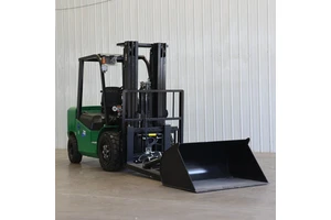 Hot Sale 3T Batteries With Bucket Shovel Attachment Reliable Performance Stacker Electric Forklift For Farm Manure Loading