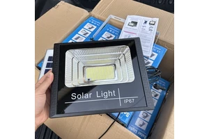 Rts Solar Flood Light Outdoor Remote 6000K Bright White Floodlights Ip67 Waterproof Solar Power Security Light Auto