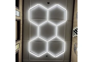 Factory Direct LED Honeycomb Light Dimmable LED Garage Light for Workshop and Office Use