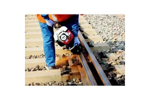 Petrol Engine Portable Cordless Angle Grinder Use