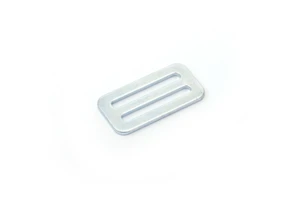 HengLong Manufactures Steel Metal Quick-release Clasps Attached to Release Clasps