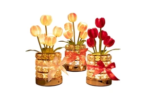 New Crystal Table Lamp Artificial Tulip Potted Decorative Ornaments Bedside Wedding Lamp Luxury Atmosphere Lamp