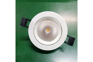 Adjustable Spotlight 80RA 90CRI 3 Inch 4 Inch 55mm 58mm Cutout Color Selectable 3CCT LED Downlight Kit Frame
