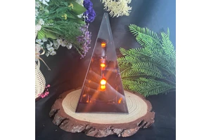 LED Glass Reflective Light Which Are Used for Christmas and Festive Home Decoration.