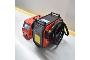 Factory Direct Sale Excellent Manufacturer 3 In 1 Portable Small Fiber Laser Welding Machine For Metal Aluminum And Stainless