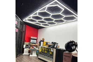 Ready to Go Warehouse Led Hexagon Garage Lighting Showroom Garage Light for Car Workshop