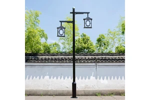 Chinese-style Antique Steel Solar Lamp Outdoor Courtyard Light 3/3.5/4m Heights IP65 LED Wholesale Lighting