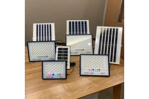 2025 High Efficiency IP65 Waterproof New Design Split Type Outdoor Solar LED Street Light for Energy Saving