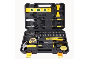Manual hardware tool kit for home use
