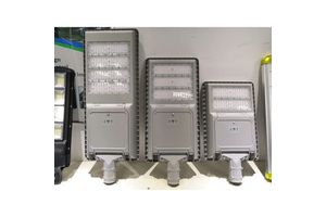 Solar-Powered AN-ISSL-C 30W LED Light High-Efficiency 30W Charging Capacity LifePO4 Battery 128WH 5-Year Warranty Mono-Si Solar