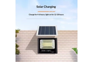 Solar Floodlight IP67 Outdoor Courtyard Light Factory Direct Sales