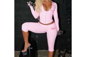 OEM ODM Y2K Clothing Women's Custom Logo Summer Zip Up Hoodie 2 Piece Set Long Sleeve Jacket With Capri Yoga Set For Women
