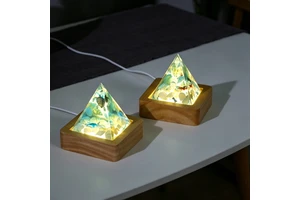 Wholesale Ocean Pyramid Resin Cube LED Table Lamp USB Mini Sea Shell Landscape Night Light Beach Themed Birthday Souvenir Lamp