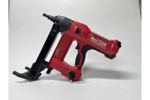 NAILTASK DCCN90S3 20V Cordless Nail Gun | Brushless Motor 4.0Ah Lithium Battery 90 J Capacity 15-27mm Nail Length for Funiture
