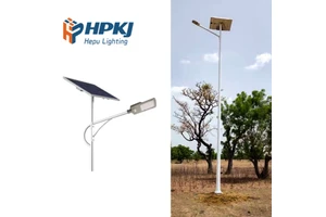 50W, 80W, 100W LED Lamp Posts, Solar Panels And Lighting Fixtures Combined Into One Energy-saving Solar Street Lamp Posts