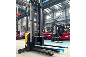 Battery Electric Pallet Stacker 1500kg 2000kg Outrigger Support Legs Walkie Reach Stacker 2m 2.5m 3m Lift 48V Warehouse CE