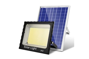 Durable High-Efficiency Outdoor Road Lighting Aluminum Solar LED Floodlight 6000K Daylight Long Service Life IP67 Rating 120