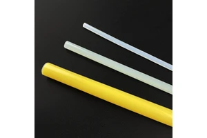 Factory Supply Large Hot Glue Sticks Hot Melt Glue Sticks 18mm*300mm Yellow Industrial Use Hot Glue Gun Sticks