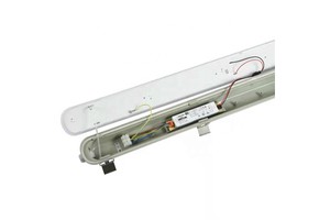 IP65 Weather-Proof Tri-Proof LED Light Vapor Tight Parking Light Fixture for Indoor Use