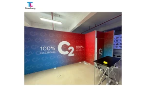 China Large Outdoor Promotional Booth Trade Show Equipment Temporary Walls Tradeshow Lights for Cosmetics Display Trade Show