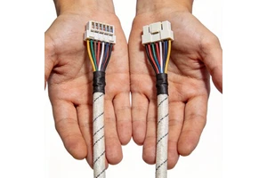 Portable Electric Wire Puller And Fish Tape For Wiring Harness Installation And Electrical Maintenance Work
