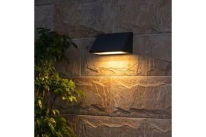 Designer New Wall Lamps Customized Outdoor IP65 Rated Wall Mounted Decorative Light for Park Villa Courtyard