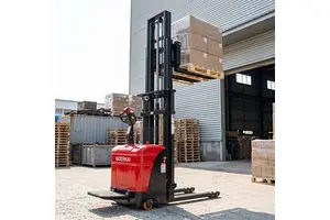 5500mm High Reach Electric Ride-On Forklift Stacker 1.5T/2T Triplex Mast Compact Collapsed Height 2500mm ISO Certified