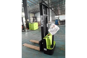 Hot Sale Electric Forklift 1.2ton 1.5ton 2 Ton Walkie Electric Pallet Stacker 3 M 3.5m 4m 4.5m 5m Triplex Mast