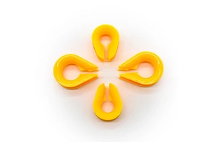 QXY 16mm Yellow Nylon Reinforced Plastic Chicken Heart Ring Thimble for Indoor/Outdoor Amusement Frame Climbing Net 5-10